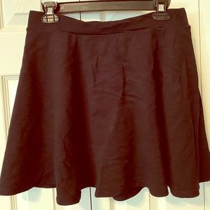 H&M black skirt
